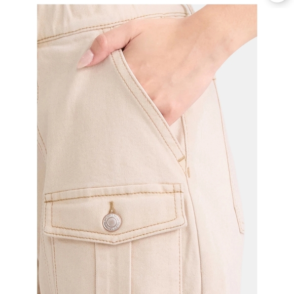 Time & Tru Cuffed Utility Cargo Shorts  Natural Beige Sz 18 4" inseam - Picture 3 of 8